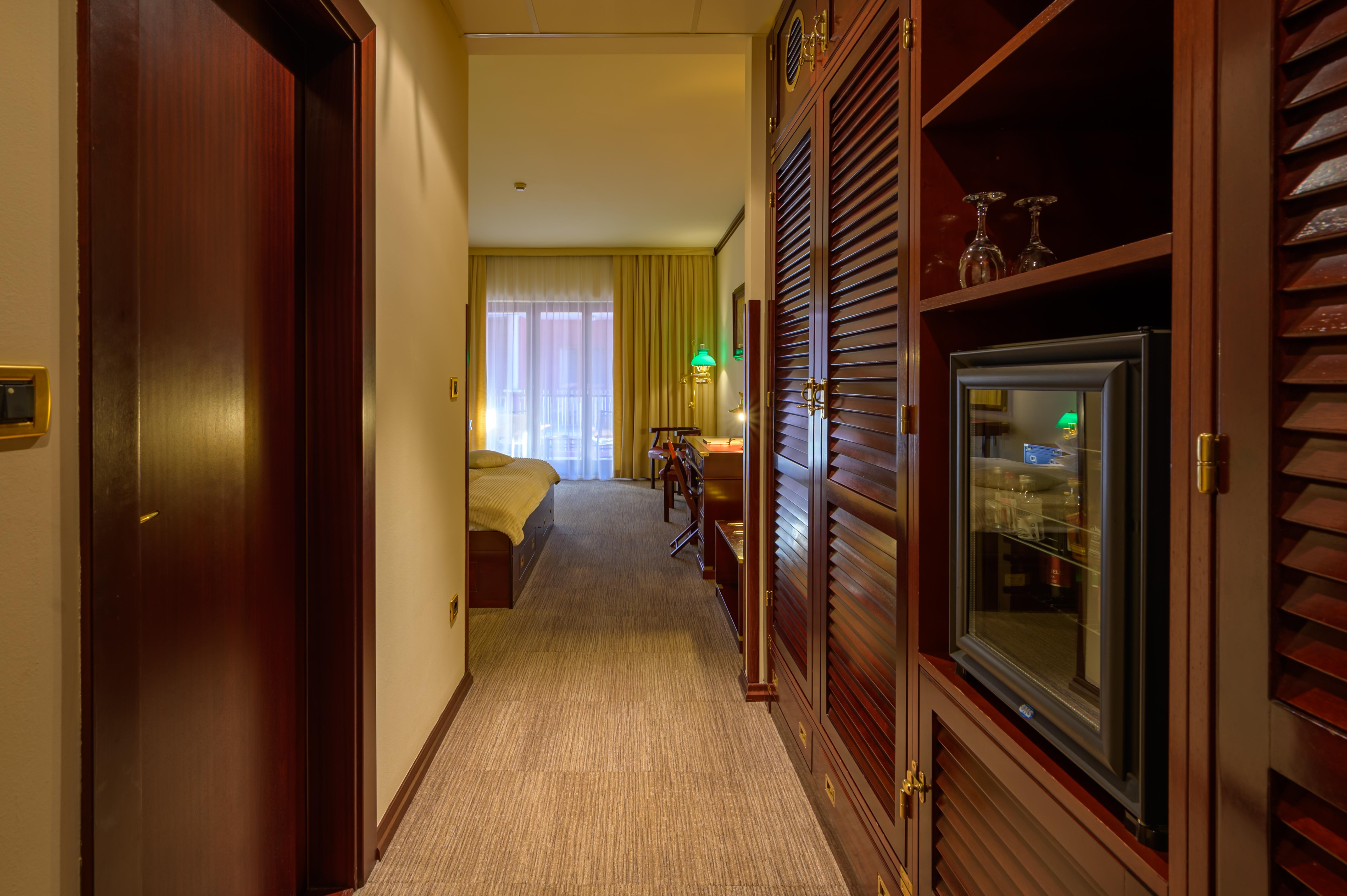 Boutique Hotel Nautica - Spa & Wellness, Free Parking, Pet Friendly Novigrad Istria エクステリア 写真