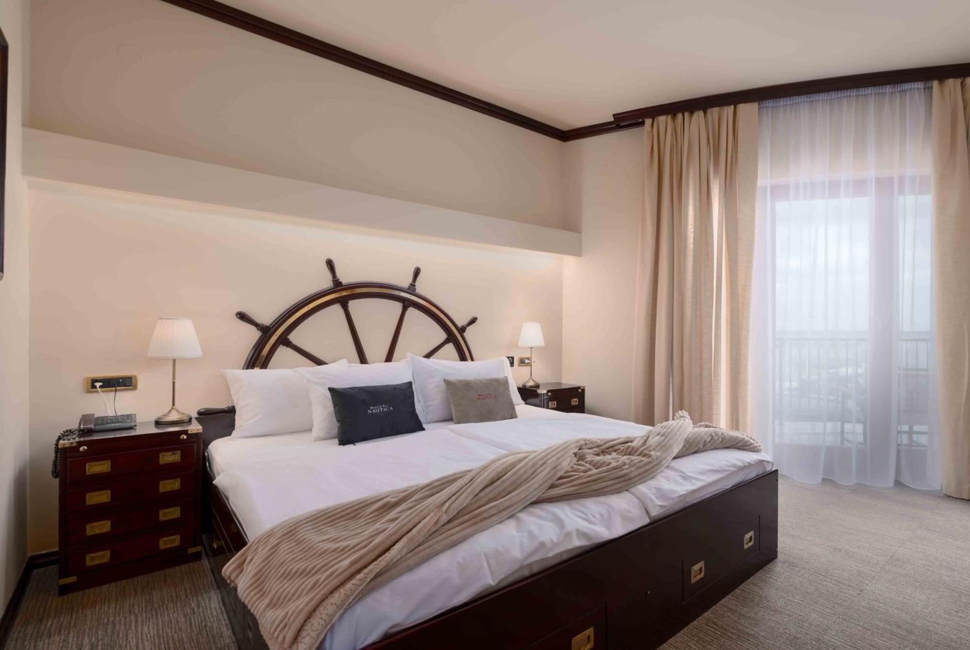Boutique Hotel Nautica - Spa & Wellness, Free Parking, Pet Friendly Novigrad Istria エクステリア 写真
